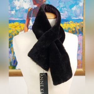 $378 Vintage Anne Klein Shearling Scarf